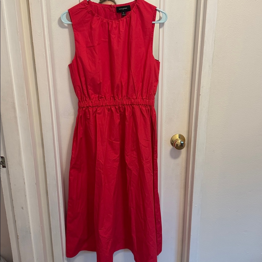 Banana Republic Pink Dress. Elastic waist